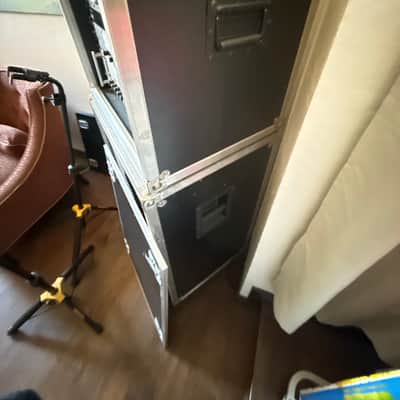 AGUILAR DB750 MESA BOOGIE 1000W Road Ready 4x10x15 + Mesa Boogie 8U SUS-4 Shock Mount RACK USA DBX 160A KORG PITCHBLACK PRO RACK + MORE! image 4