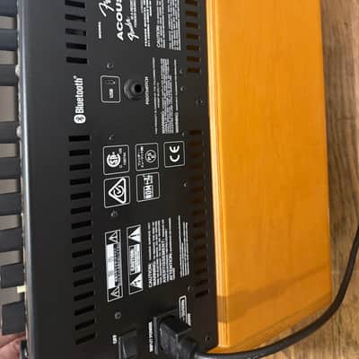 Fender Acoustic 100 2-Channel 100-Watt 1x8" Acoustic Guitar Amp 2017 - Present - Natural Blonde image 2