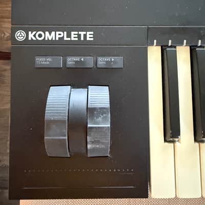 Native Instruments Native Instruments Komplete Kontrol S61 MK2 Keyboard Controller (w/ Original Box) 2017-2022 - Black image 3