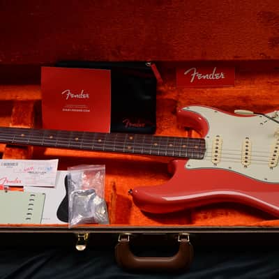 Fender American Vintage II 1961 Stratocaster 2024 - Fiesta Red image 1
