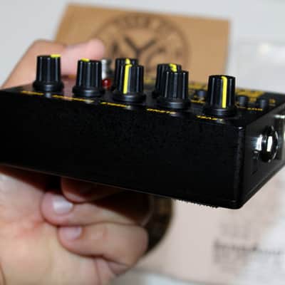 Tech 21 SansAmp Bass Driver DI V2 Bass Guitar Pedal image 4