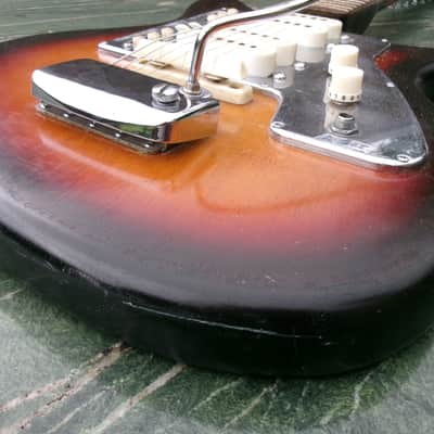 CIRCA 1966 Guyatone LG140-T Japan Vintage Guitar -Bizzare image 8