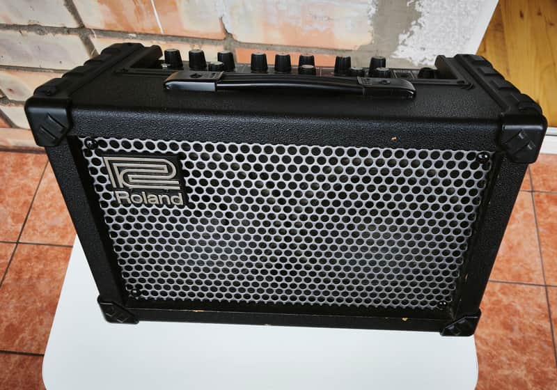 Roland Cube Street