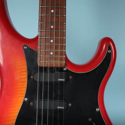 Yamaha SE903A Stratocaster Active Electric Guitar Cherry Sunburst image 3
