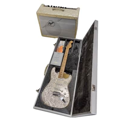 Fender CUSTOM SHOP STRATO MOTO W/AMP & CASE 1996 image 2