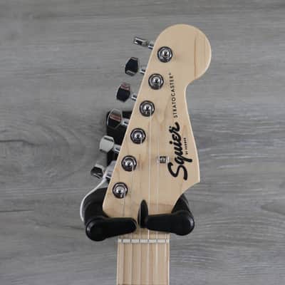 Squier Sonic Stratocaster 2 Color Sunburst image 7