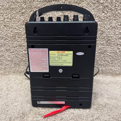 Hisonic HS-122B Wireless PA System w/ 3 Mics & Bag image 3