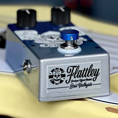 Flattley Guitar Pedals Bass Valkyrie - Vintage bass Chorus image 7