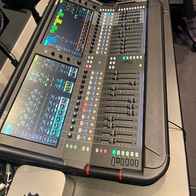 Allen & Heath Avantis 64 Channel Digital Mixing Console 2023 - Black image 4