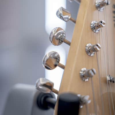 Fender MIJ Moeka Shiotsuka Signature Jaguar 2025 - Aged Sonic Blue image 6