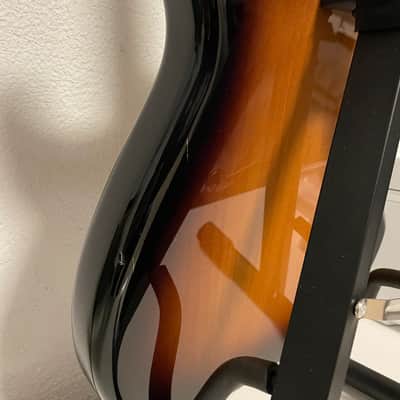 Fender Classic Series '50s Precision Bass 2-Color Sunburst image 6