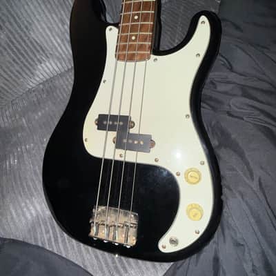 Squier Bullet Bass 1987 - Black - MIK Made in Korea P-Style Vintage Bass - First Year Squier by Fender image 4