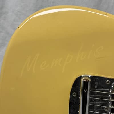 Fender Mustang Guitar with Case - MIJ Made In Japan 1993 - 1994 image 4