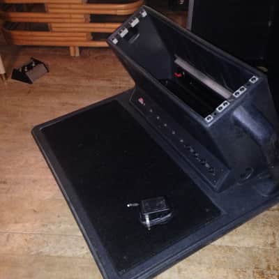 SKB PS-100 Powered Pedalboard With Rack Space image 2