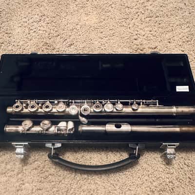 Yamaha YFL-261 Standard Open Hole Flute | Reverb