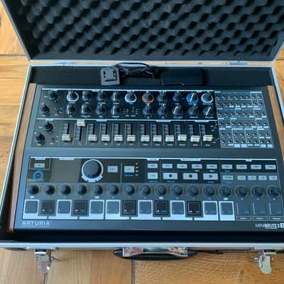 Arturia MiniBrute 2S Desktop Synthesizer