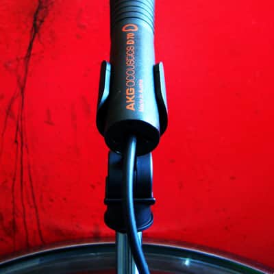 Vintage RARE 1980's AKG D70 / D70ME dynamic cardioid microphone 620 OHMS w accessories DRUMS HORNS # 2 image 8