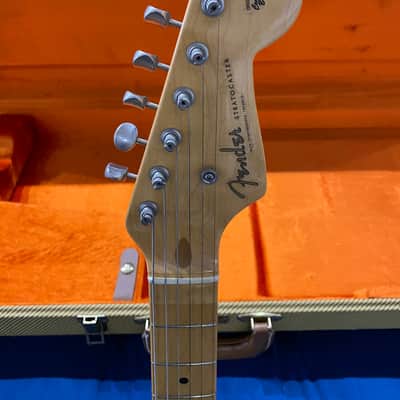 Used Fender 1954 American Vintage Reissue Stratocaster 2015 - Sunburst w/ OHSC image 2