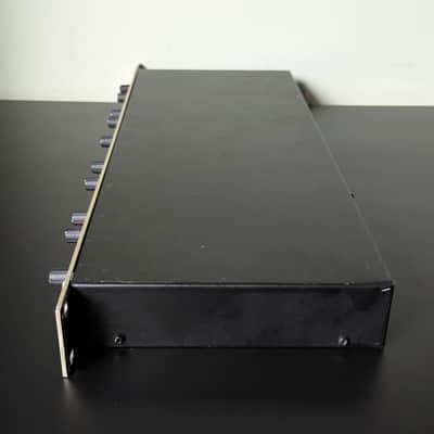 Drawmer MX30 Dual Gated Compressor Limiter Studio Rack Unit image 6