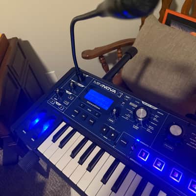 Novation MiniNova 37-Key 18-Voice Synthesizer 2012 - Present - Blue