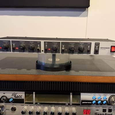 Behringer Denoiser SNR202 2-Channel Noise Reduction System 1990s - Black / Silver image 1