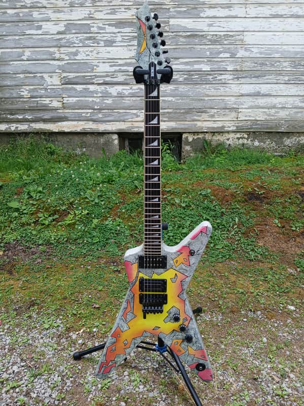 Dean Concrete Sledge ML 2012 Mint with Extra's image 1
