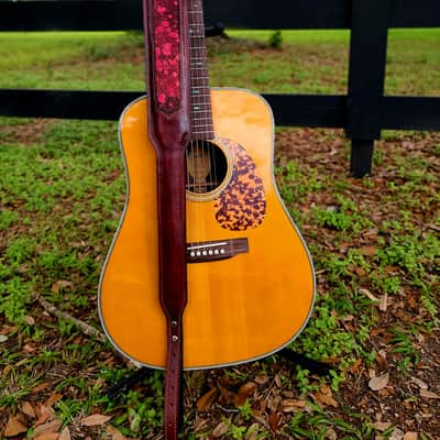 Cajun Bloodline - Handcrafted Full-Grain Leather Guitar Strap with Hair-on Cowhide image 5