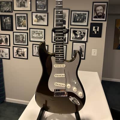 Fender American Ultra II Stratocaster with Ebony Fretboard 2024 - Present - Texas Tea image 2