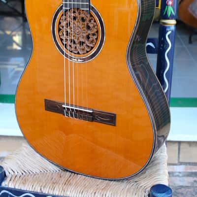 Juan Montes Rodriguez Flamenco guitar cutaway  Hardcase image 2
