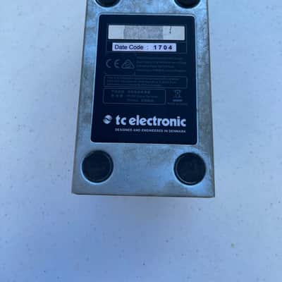 TC Electronic Fangs Heavy Metal Distortion True Bypass Guitar Effect Pedal image 6