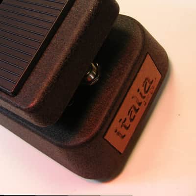 ITALIA V2 'modest ' ( famous 60s replica ) black or optional chrometop image 5
