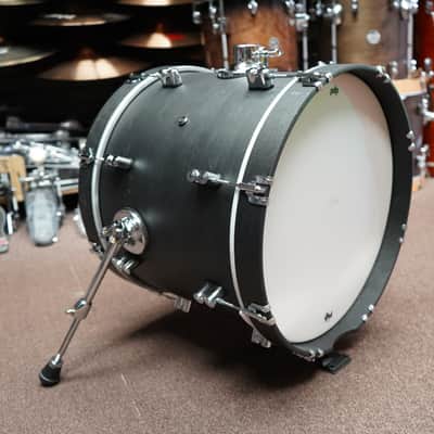 PDP / DW Concept Maple Classic series | Ebony Stain Oil | 18"  Bass Drum w/ Mount, BD Lift, Pillows image 2