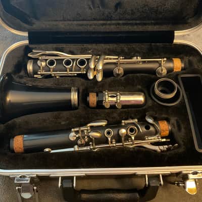 Buffet Crampon E12 Intermediate Bb Clarinet 2010s - Black image 1