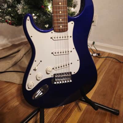 Left Handed Fender Standard Stratocaster with Rosewood Fretboard 1998 - 2001 - Midnight Blue image 7