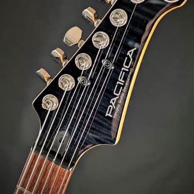 Yamaha Pacifica 612VII - Transluscent Black image 4