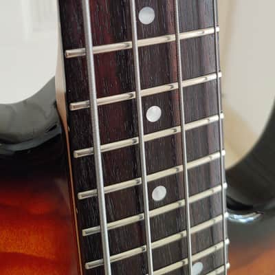 Fender Jazz Bass Deluxe Series 24 Fret MIK Korea Cherry Sunburst, Quilted Maple top.   90's Sunburst image 4