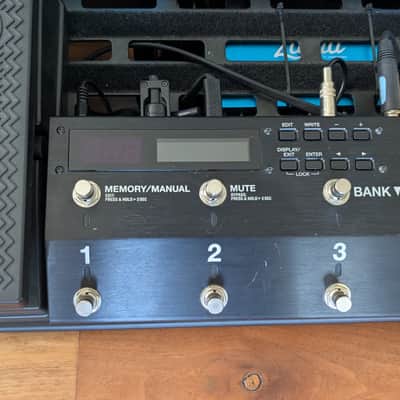 Boss ES-8 Effects Switching System 2015 - Present - Black image 3