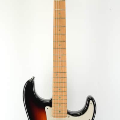 Fender American Deluxe Stratocaster 3-Color Sunburst 2002 image 2