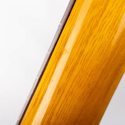 Gibson Custom 1958 Korina Flying V White Pickguard, Natural | Demo image 19