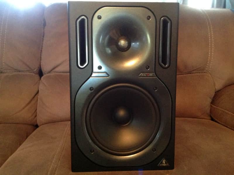 Behringer Truth B1030A 5.25" Powered Studio Monitor (Single) image 1