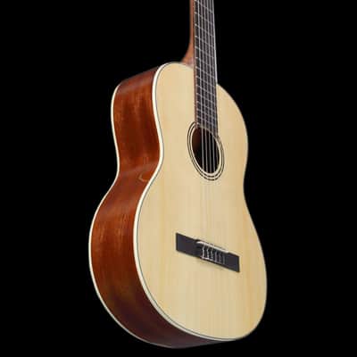 Alvarez RC-26 Regent 26 Classical Natural Gloss Finish Classical Acoustic Guitar image 4