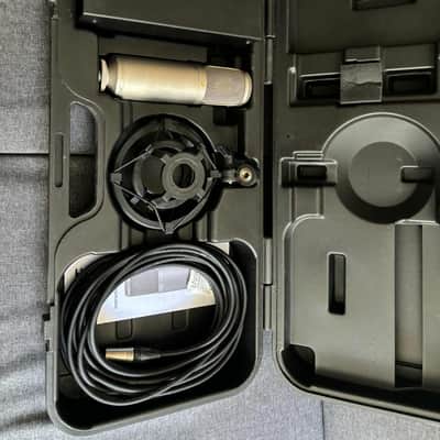 RODE K2 Large Diaphragm Multipattern Tube Condenser Microphone 2004 - Present - Silver imagen 2