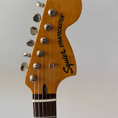 Squier Classic Vibe '60s Stratocaster Mid 2010 - Olympic White with the tort pickguard image 3