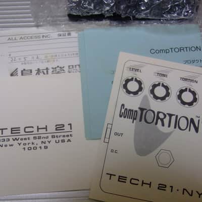 MINT Tech 21 Comptortion w/ Original Box & Manual image 3