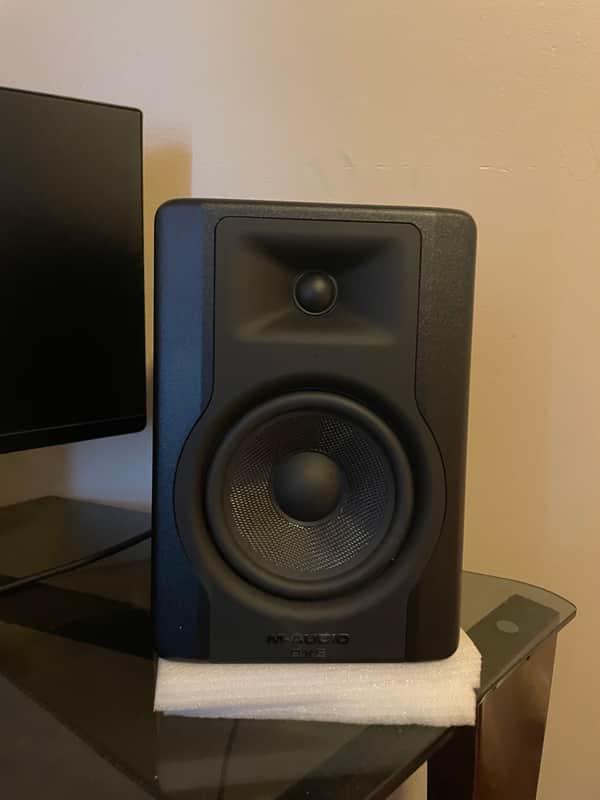 M-Audio BX5-D3 5" Active Studio Monitor (Single) 2010s - Black image 1
