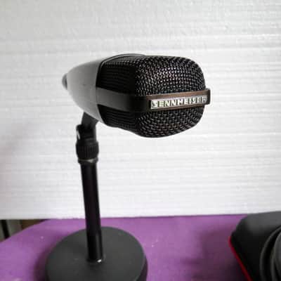 Sennheiser MD 421-U-4 Cardioid Dynamic Microphone image 7