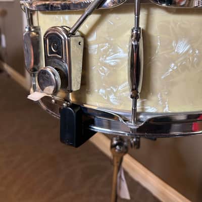 Revelle 14"x5.5" Snare Drum - Marine Pearl (Late 1960's - Early 1970's) image 2