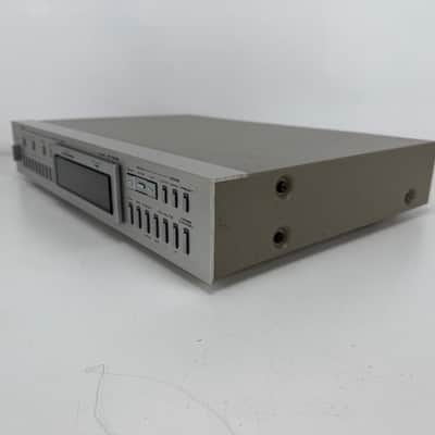 Akai AT - 506 FM AM Stereo Digital Quartz Synthesizer Tuner image 5