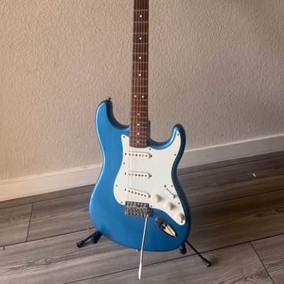 Squier Classic Vibe '60s Stratocaster  2023 - Lake Placid Blue