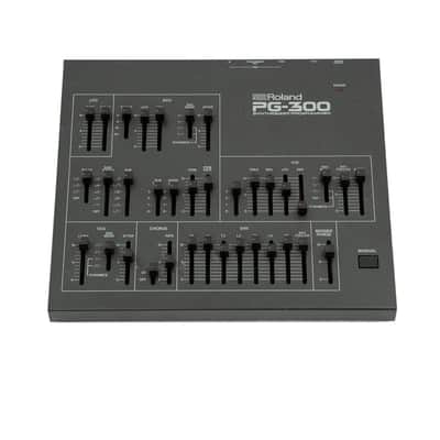Roland PG-300 Synthesizer Programmer | Reverb